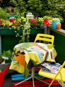 en güzel balkon masası modelleri